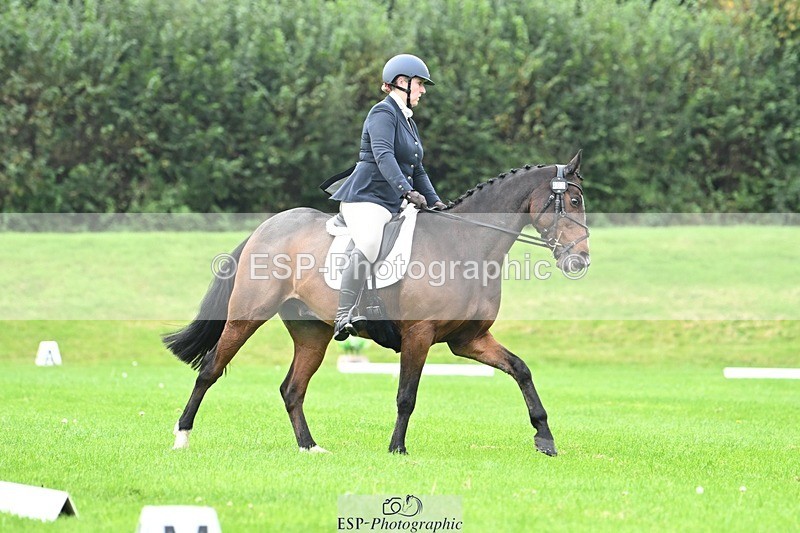 241024-093846-02818 - 402-Ella.Matravers-BALLYMITTY.MAC