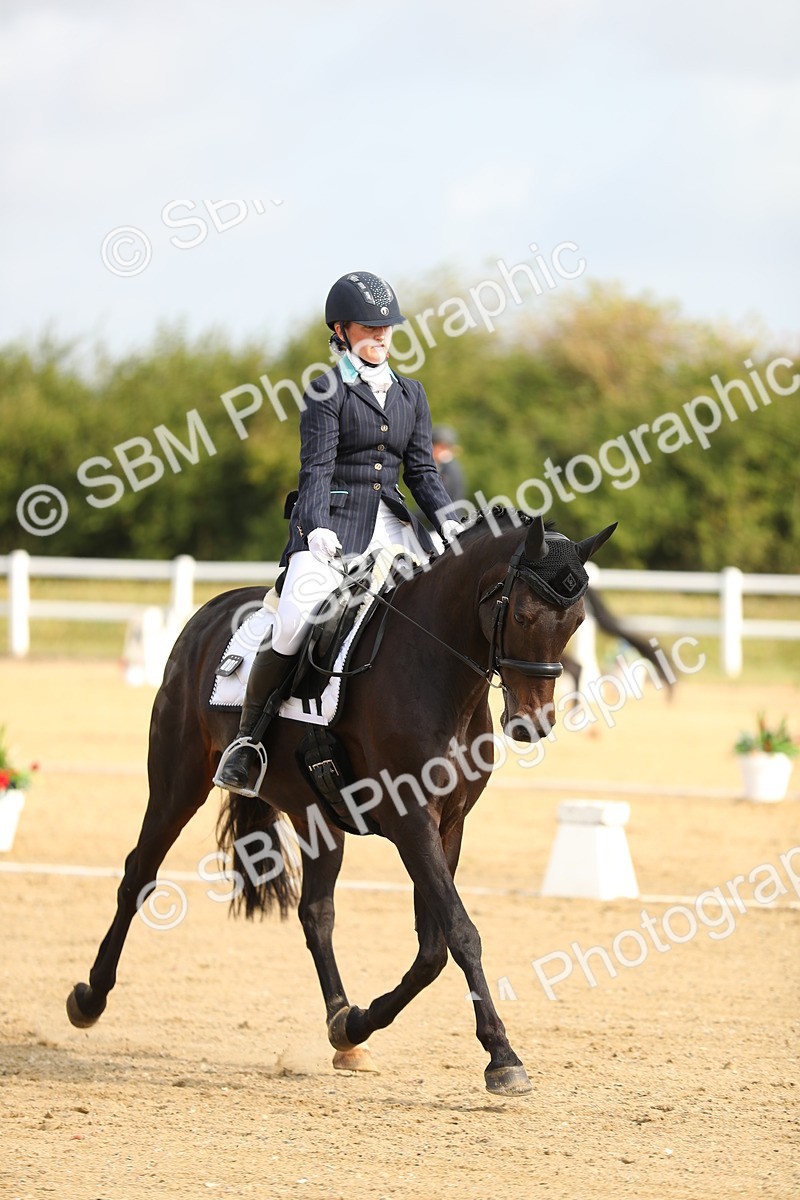 SBM_015531 - Class 13 - Novice 23 - 9.54-11.04