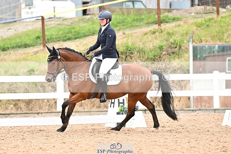 240817A-151545-10041 - 126-Emma.Chamberlain-Fleethouse.Lady.Kate