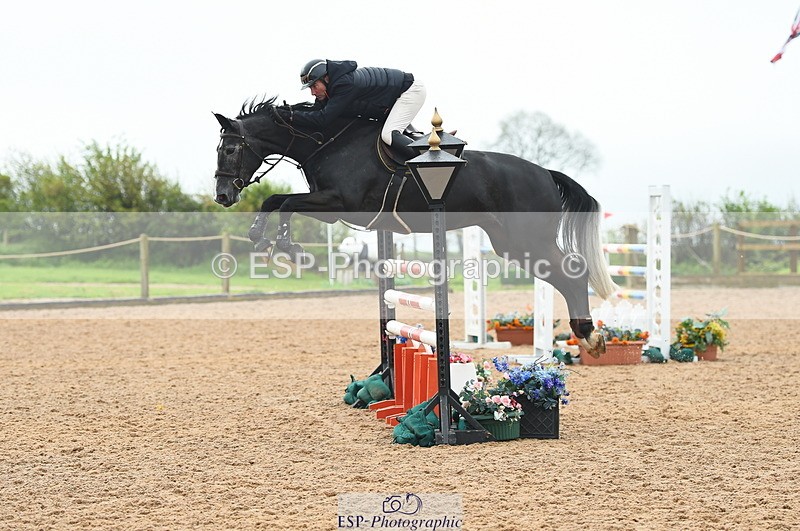 230505A-102842-02919 - Cls 20 Snr Foxhunter