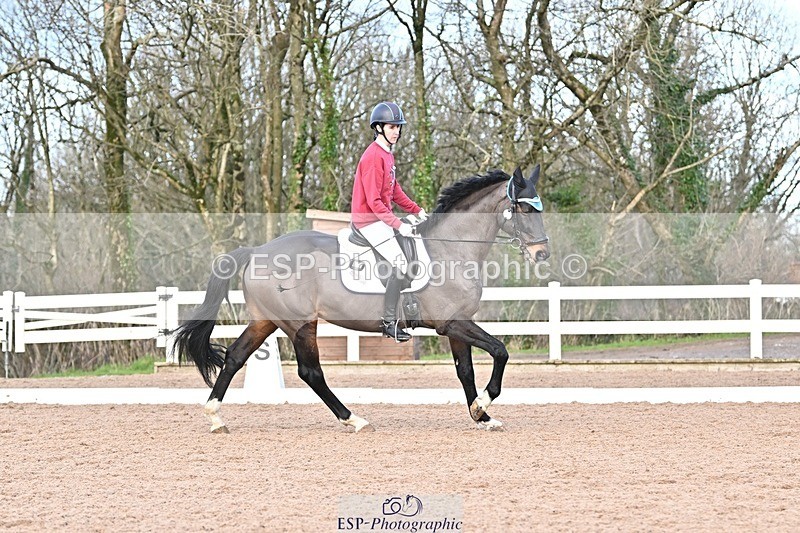 241214-122337-01590 - 132-Alys.Matravers-VORVASHILL.VERTIGO