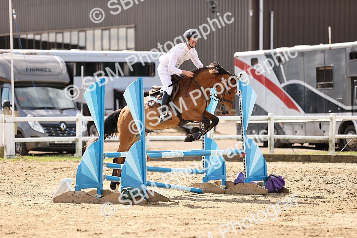 SBM_001920 - Class 8 - Clear Round