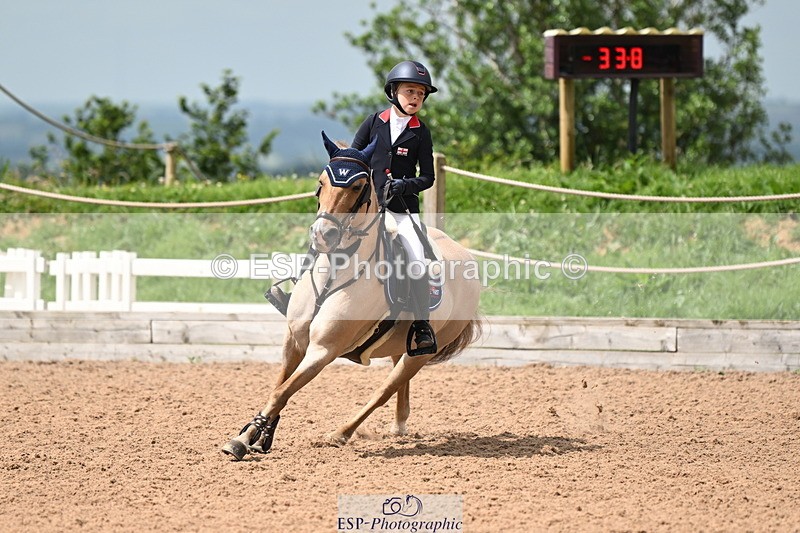 240630A-114445-12238 - Cls 24 HOYS 128cm Qualifier