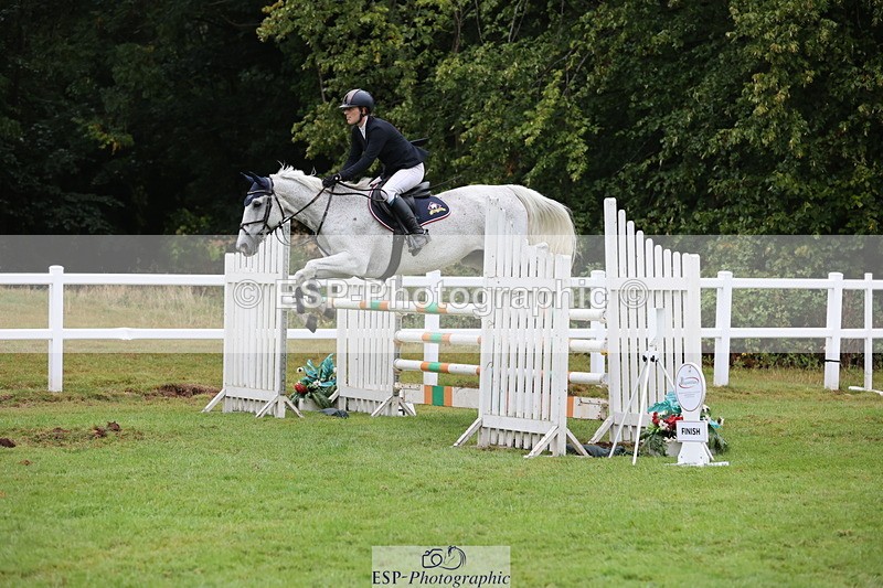 250830A-150036-07173 - Cls 16 Snr Newcomers and 1.10m Open