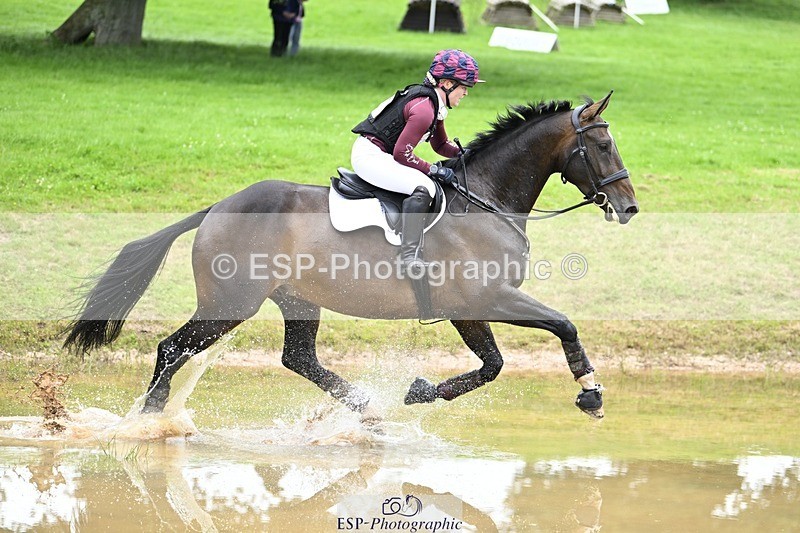 240803-110912-01880 - 056-Ellie_Batten-KING_KASHU