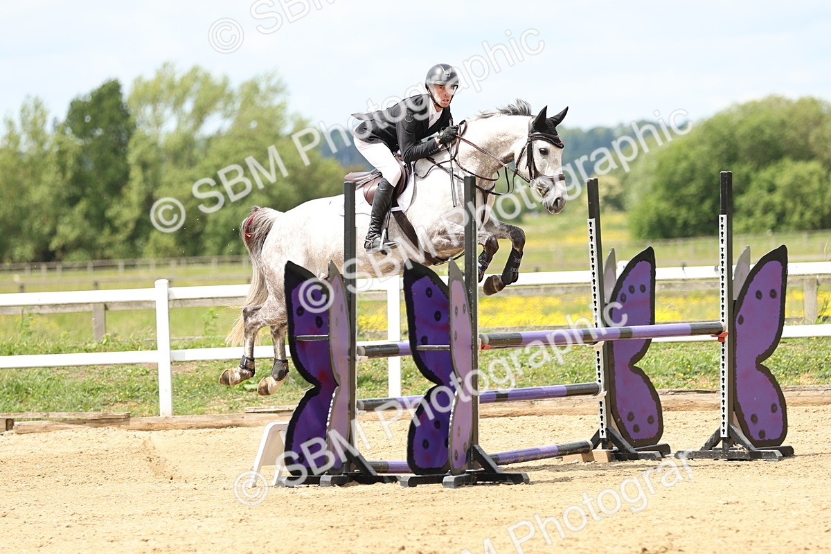 SBM_000750 - Class 3 - Senior Discovery - 1.00m