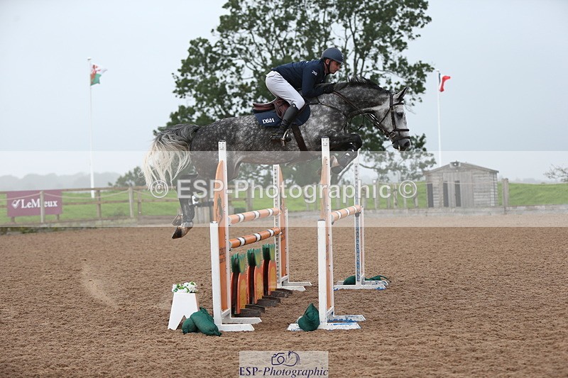 230812A-090619-07820 - Cls 31 Snr Newcomers