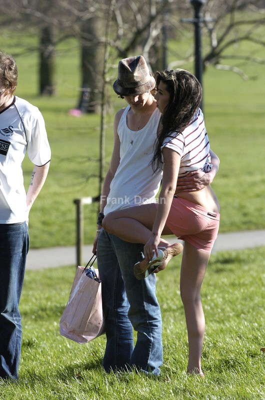 AMY WINEHOUSE -9 - Frank Doran