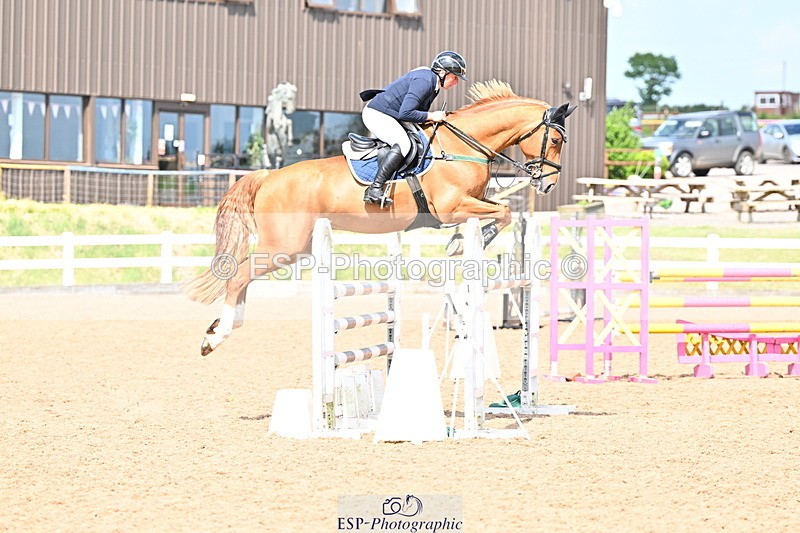 240605A-160427-01029 - Cls 5 Foxhunter and 1.20m Open