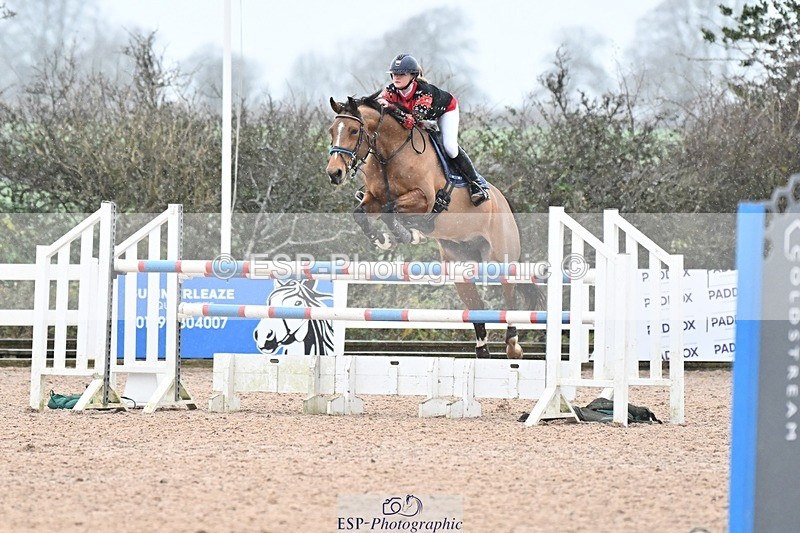241206-134741-01004 - Cls 6 Foxhunter and 1.20m Open