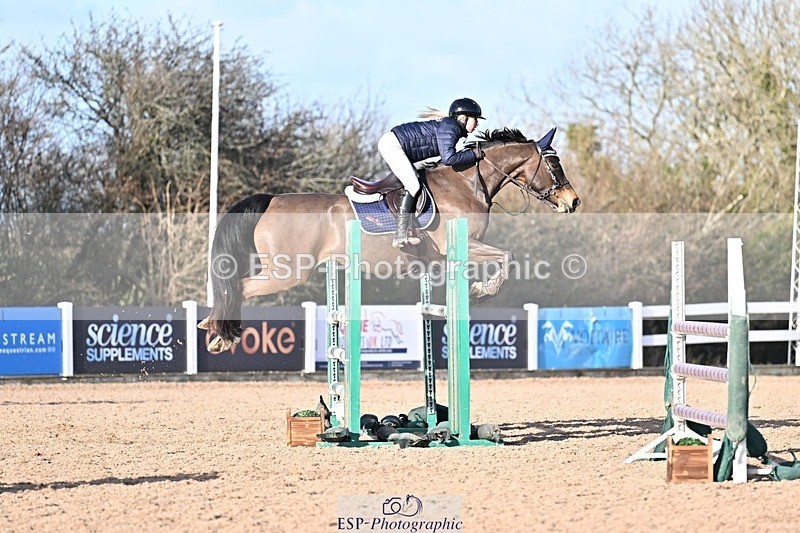 260107-121243-00276 - Cls 4 Newcomers and 1.10m