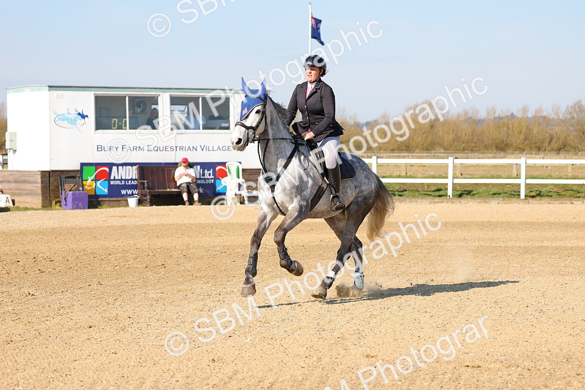 SBM_000082 - Class 1 - Clear Round