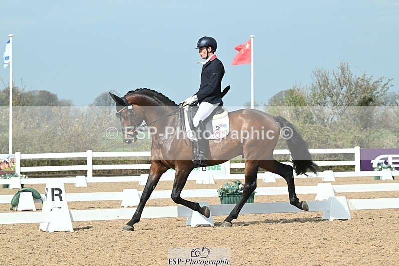 250403-104045-01540 - 048-Angus.Corrie-Deane-Maigret.VD.Watermolen