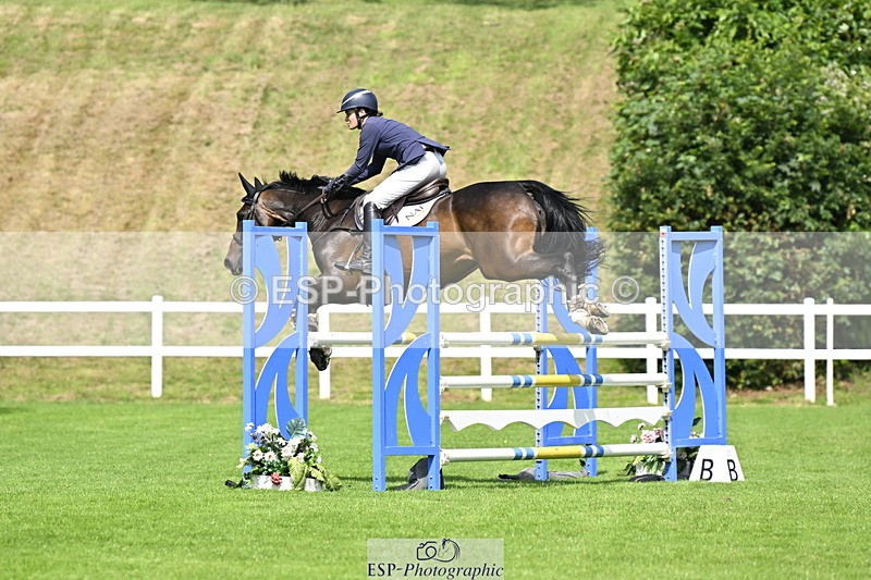 250613A-103814-00519 - Cls 1 Snr Newcomers and 1.10m Open