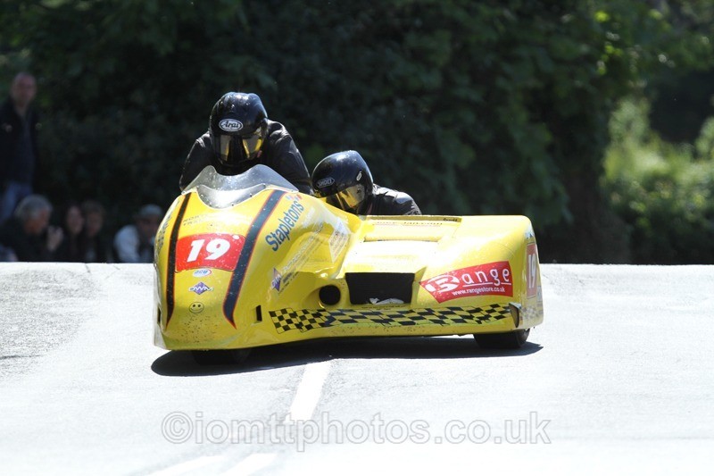 IMG_2585 - Sidecar Race 2 - TT 2013