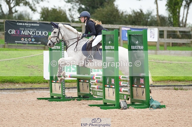 250920-093658-00499 - Cls 3 Pony Intro 70cm