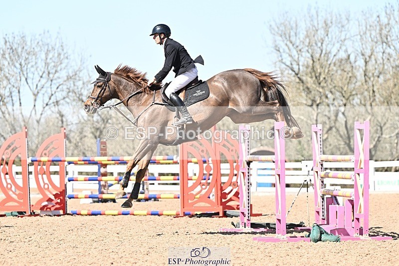 250409-135944-00702 - Snr Fox & 1.20m Open