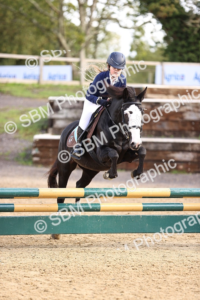 SBM_47960 - J9 - Junior Pony 70cm Championship