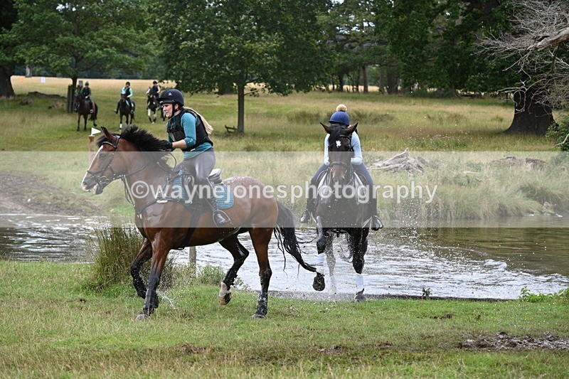 WJ7_3915 - Time at Water 12:52 to 13:22