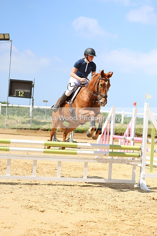 3E7A0035 - Class 9: Senior BN/90cm open