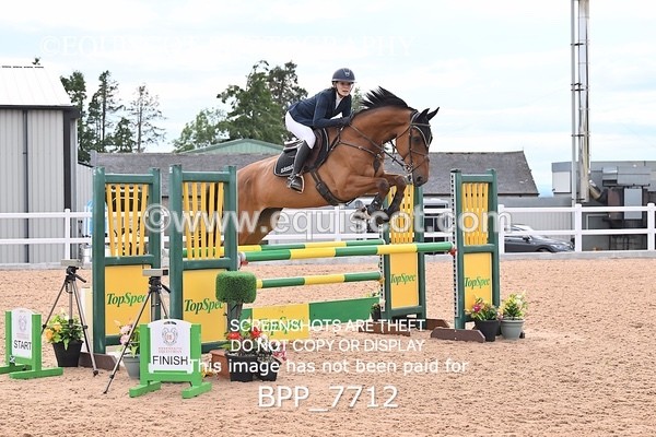 BPP_7712 - CLASS 16 FRI GFS Saddles Senior Newcomers/1.10m Open