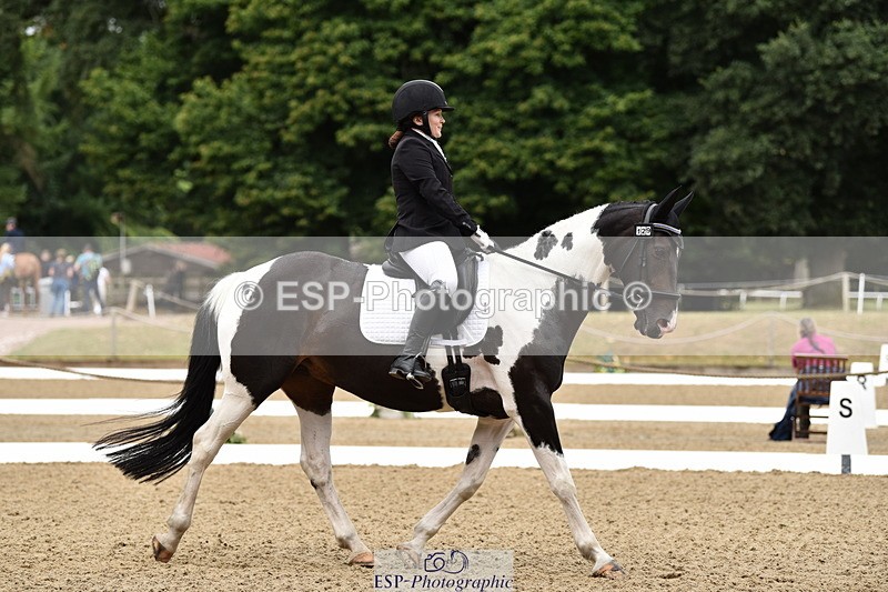 140109A-231740-08428 - 129-Nicole.Windley-Sweetcombe.Huntsmans.Girl