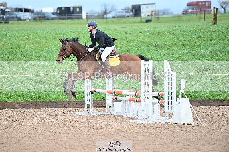 231203A-110509-00722 - Cls 16+17 Club and Schools 80cm