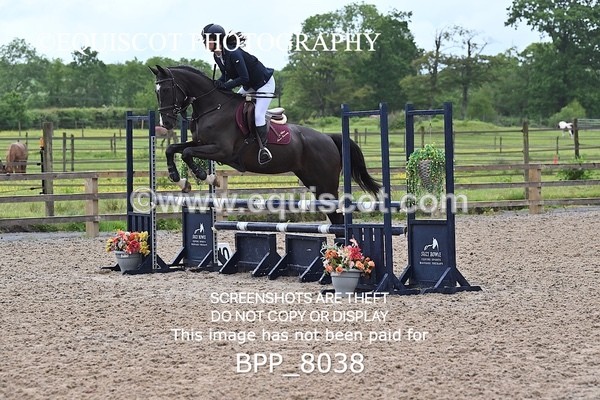 BPP_8038 - CLASS 11 SUN Senior BritiNovice/ 90cm Open