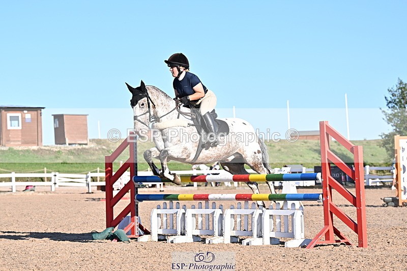 250708A-185444-00667 - 100cm Classes