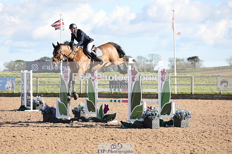 240419A-165529-09507 - Cls 10, 2 Star Big Tour 145cm  Break to End