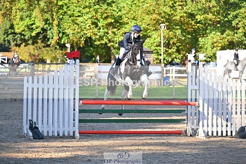 241027-104351-16447 - 303-Beatrice.Southcombe-COUSIN.JERRY