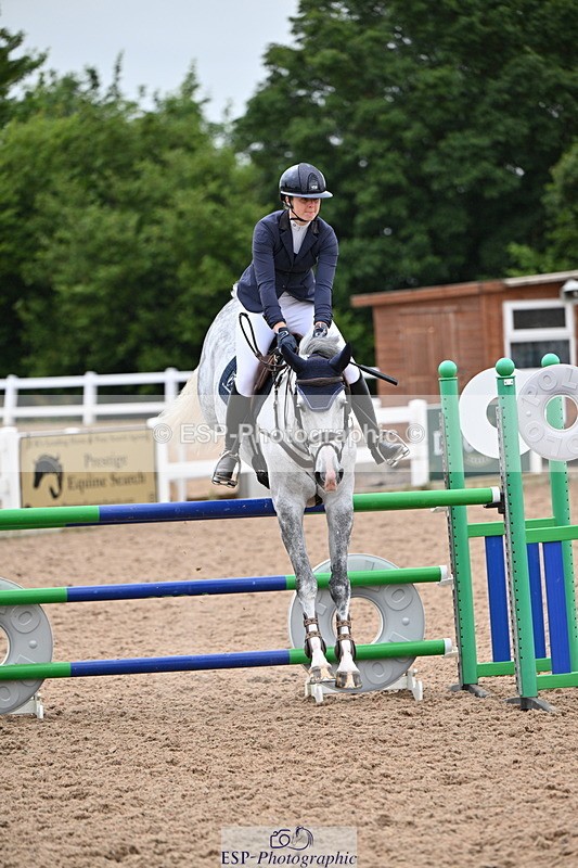 240703A-131054-00404 - Cls 05 Snr Fox & 1.20 Open