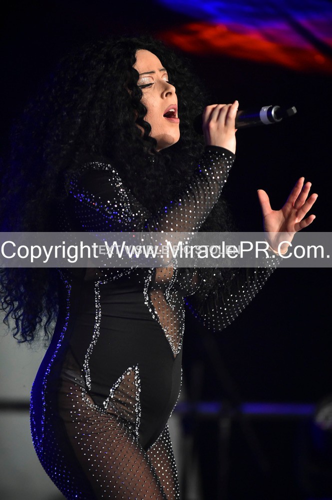SH4_6492 - The Cher Experience