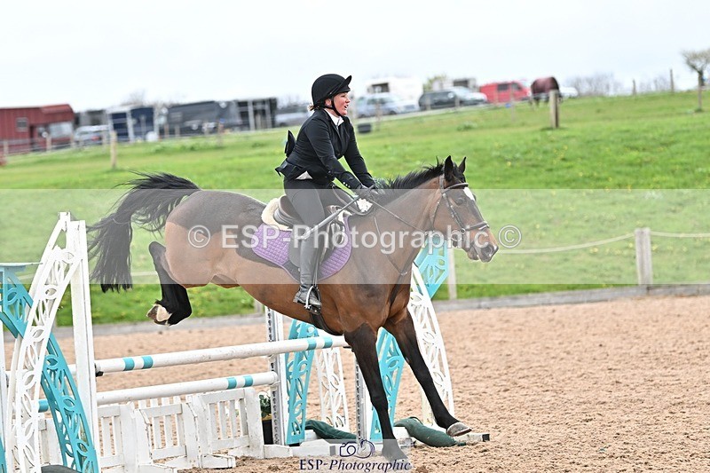 250414-112132-00463 - 90cm Round 1