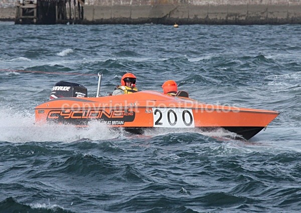 090906 CYCLONE 200 TORQUAY WATERSKI RACE IMG_5170 - Racing Powerboats