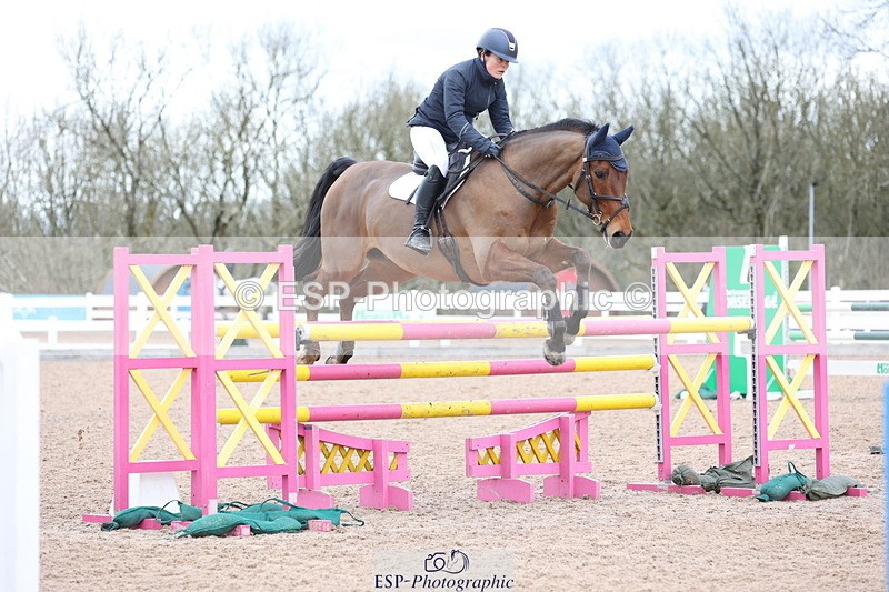 240223A-131051-01400 - Cls 5 Newcomers and 1.10m Open