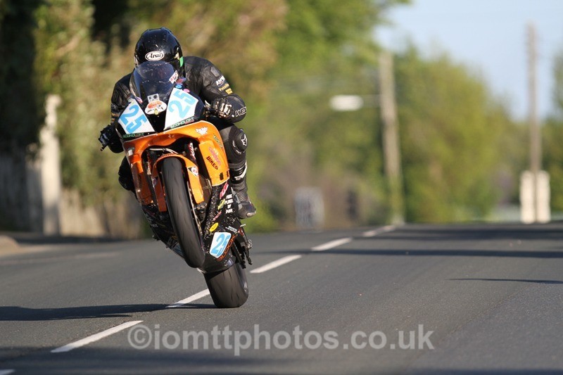 IMG_5204 - Thursday Practice  TT 2013