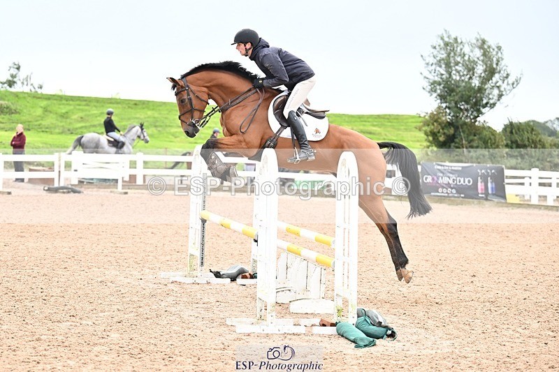 250917-105920-00186 - Cls 1 British Novice and 90cm Open