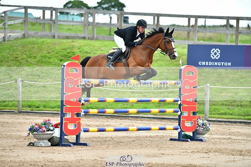 230720A-152709-03875 - Cls 9, 2 Star Big 1.40m Start to break