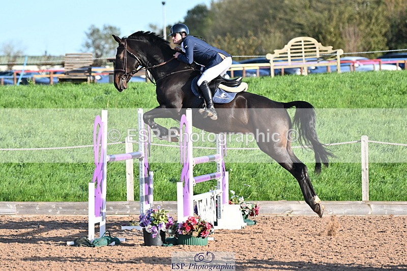 231015A-092520-06942 - Cls 28 Newcomers & 1.10m Open