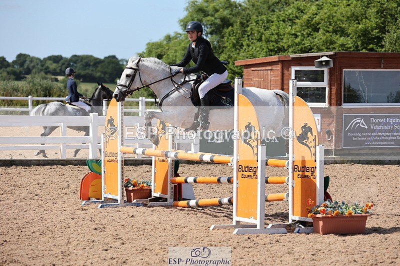 240629A-104700-04270 - Cls 17 Discovery and 90cm Open