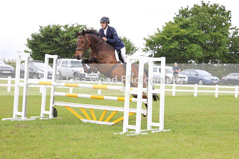 3E7A6978 - Class 11: Senior Newcomers/1.10 open