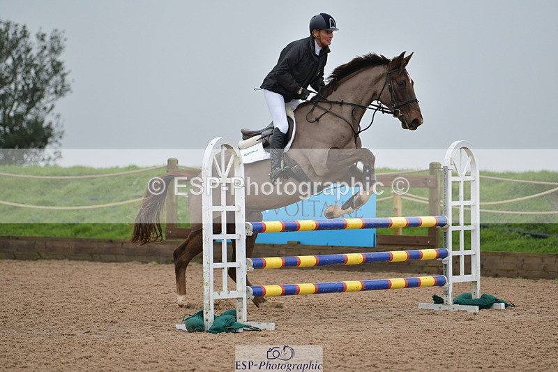 240214A-095007-00053 - Cls 1 British Novice and 90cm Open