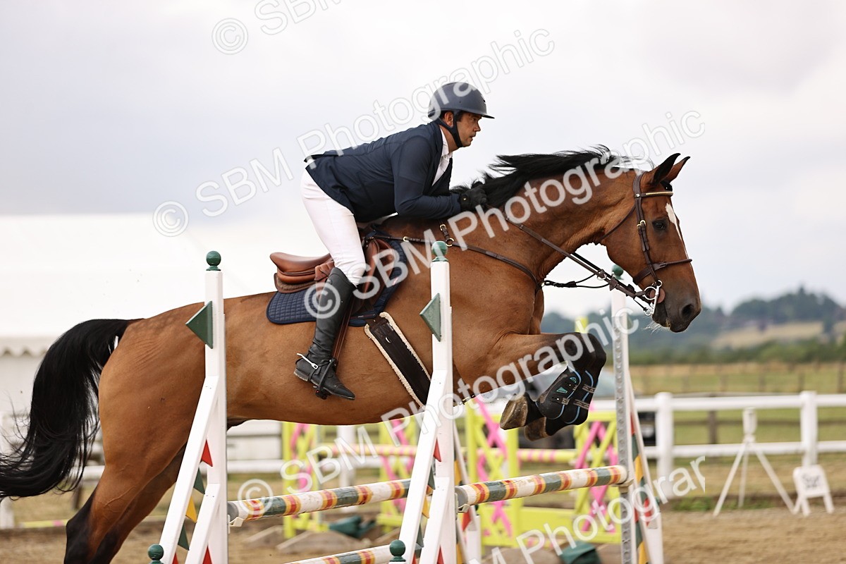 SBM_026400 - Class 12 - Amateur Championship Qualifier 1.05m