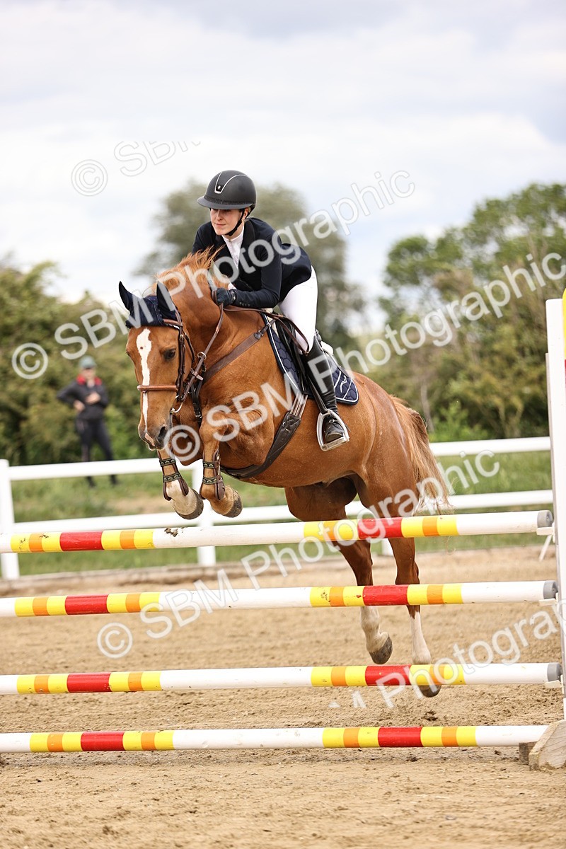 SBM_003251 - Class 11 - Senior Newcomers - 1.10m