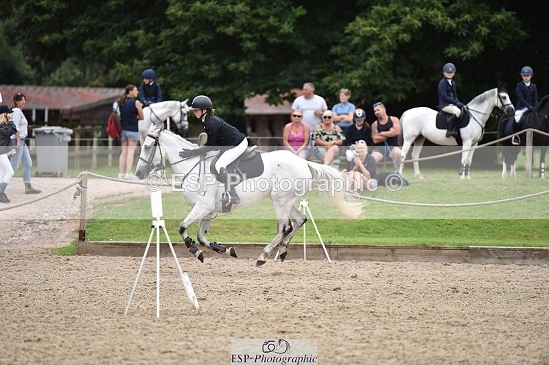 240802-105030-00979 - 80cm Round 1