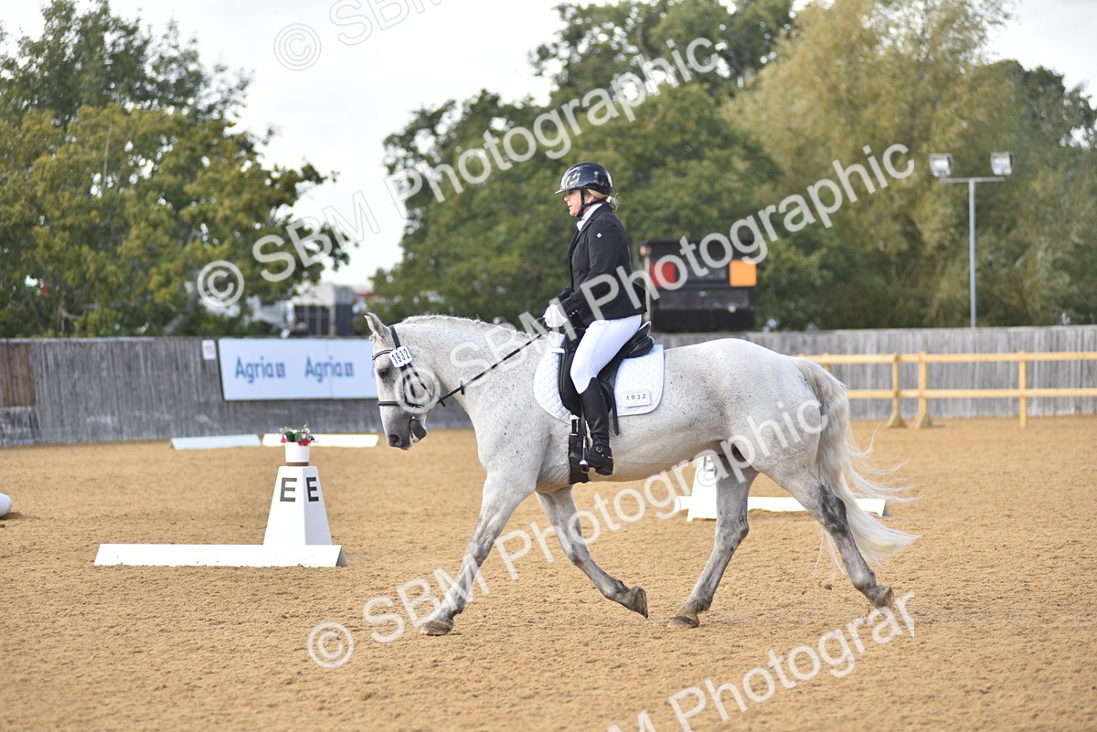SBM_24329 - D4 - Small Tour Championship Intro 4