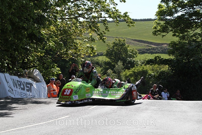 Kenny Howles/ Dave Mahon* - Sure Sidecar Race 2
