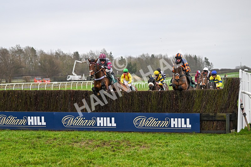 110124-Race 3-Time For A Pint-2385 - Race 3