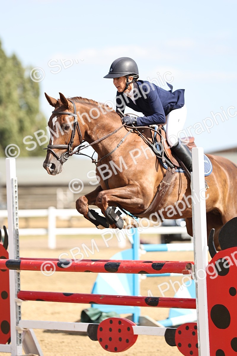 SBM_005158 - Class 6 = Senior Newcomers - 1.10m Open